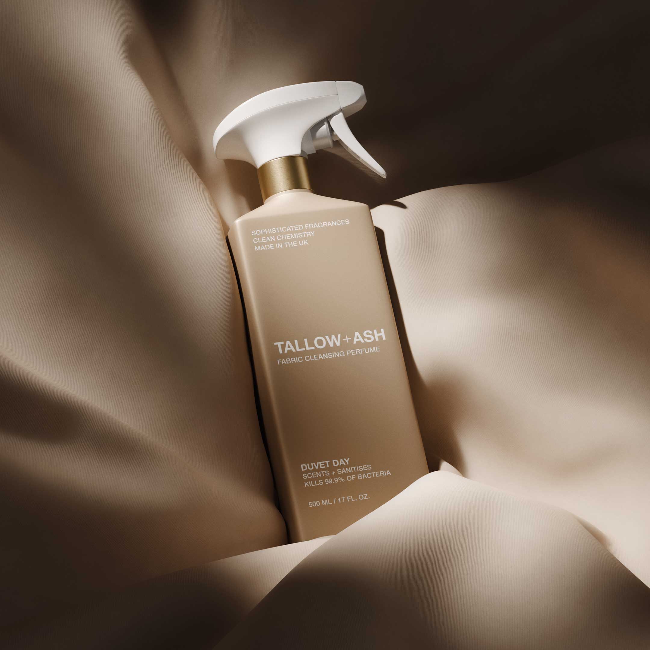 Duvet Day Fabric Perfume - Image 3